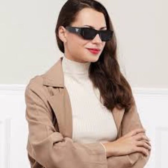 PRADA Sunglasses PRA01S 16K08Z Black/Dark Grey Unisex NEW - Picture 11 of 12